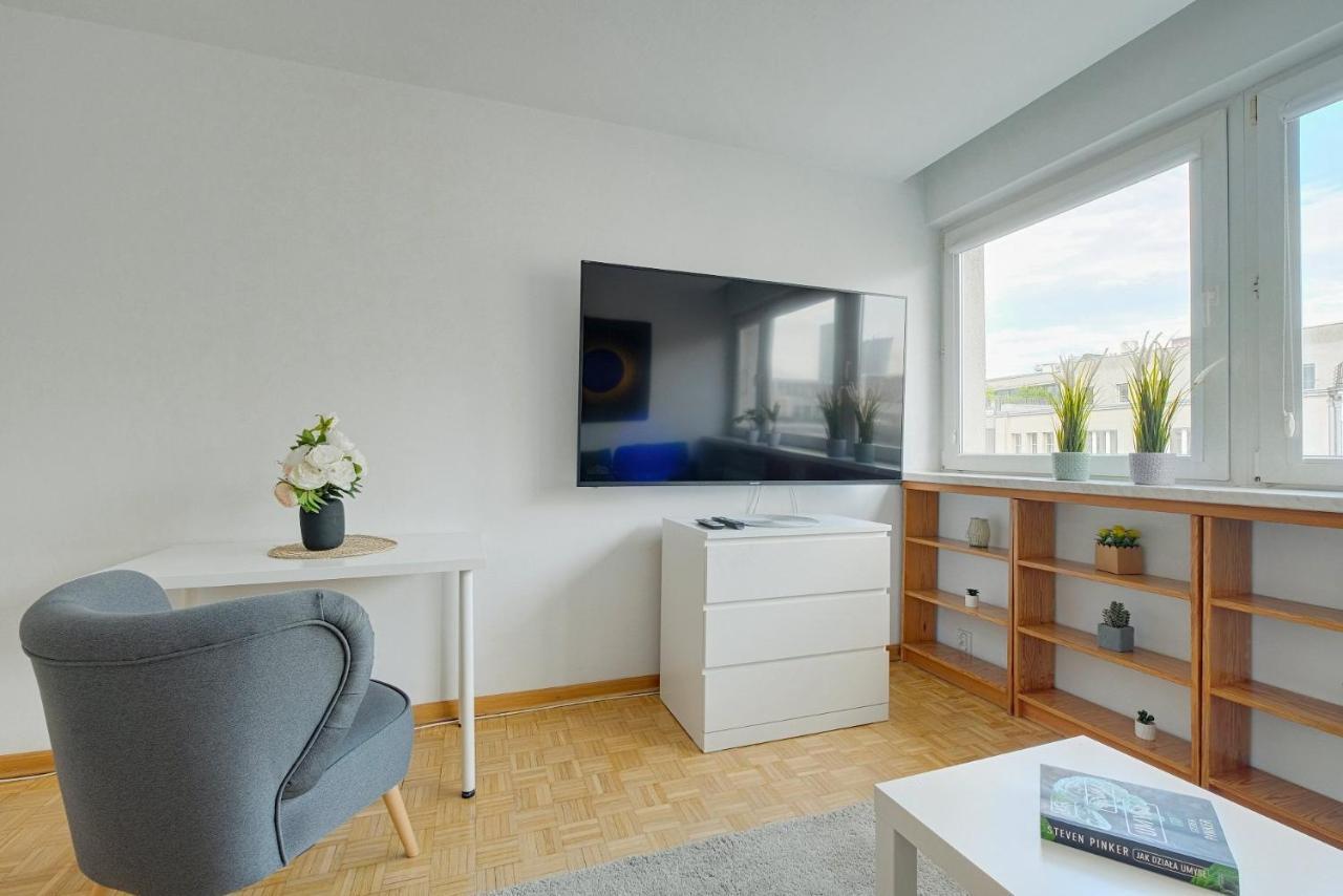 2 Bedroom Apt In Heart Of Warsaw Zgoda 9 Tv70 エクステリア 写真