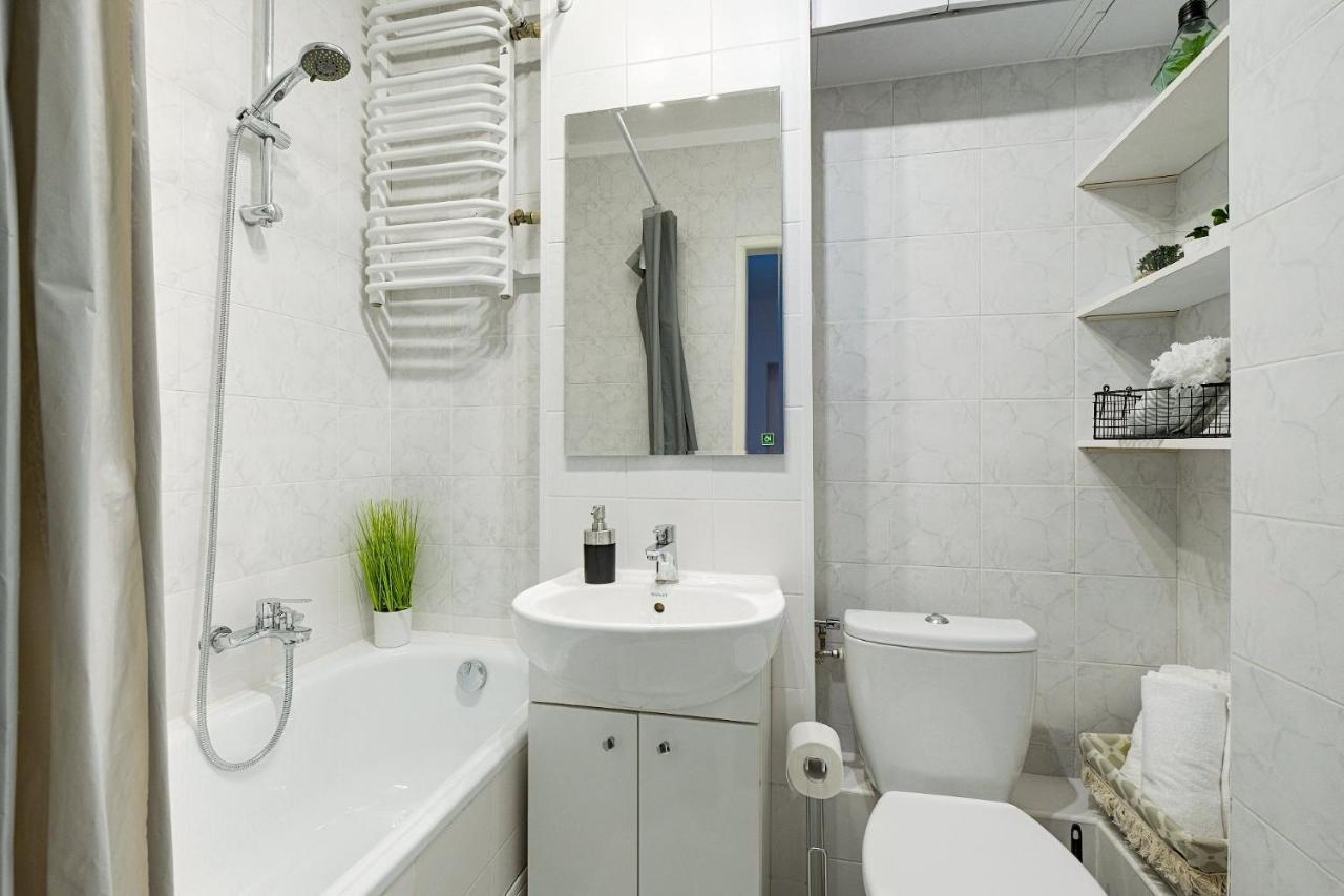 2 Bedroom Apt In Heart Of Warsaw Zgoda 9 Tv70 エクステリア 写真